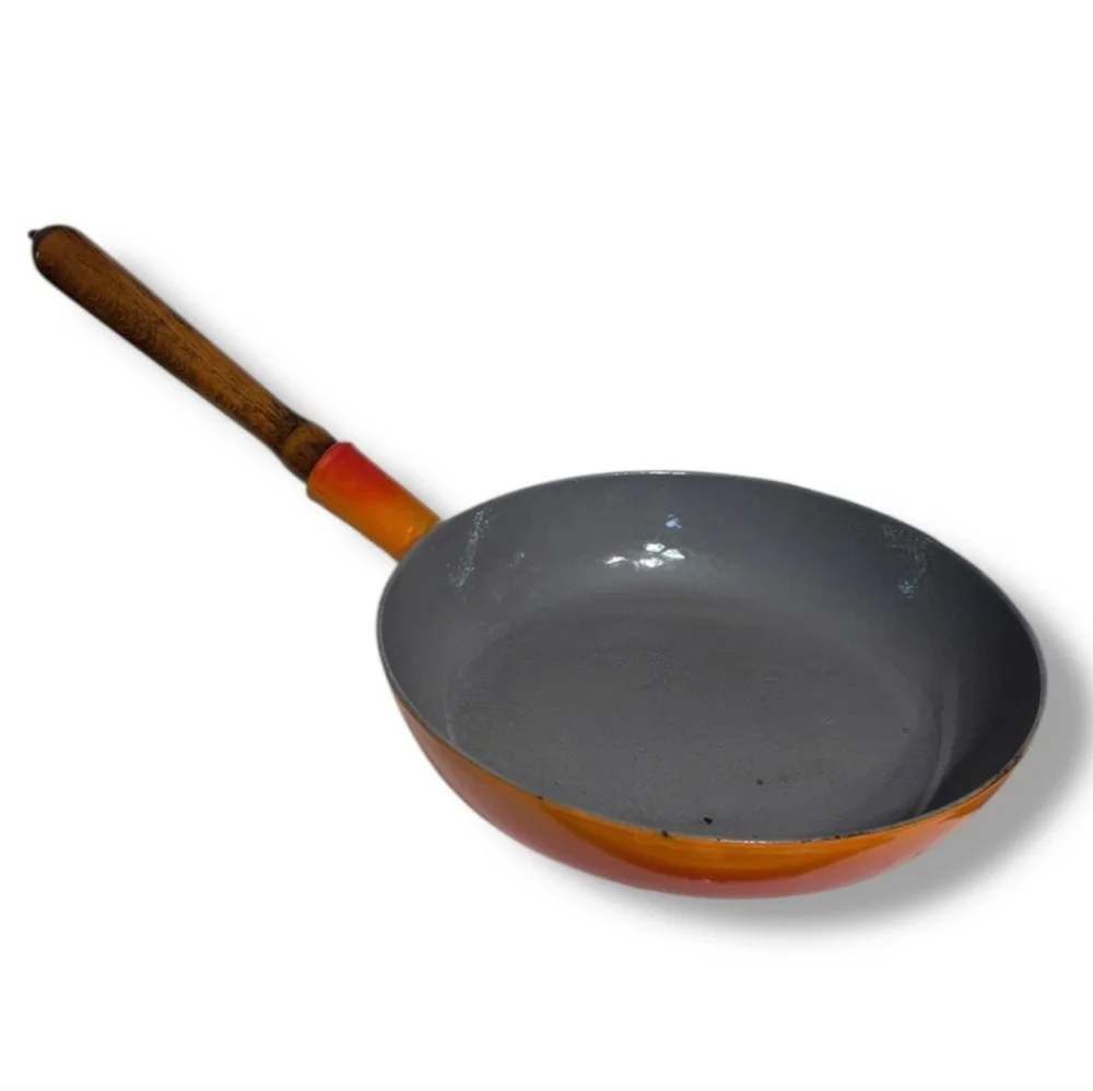 VINTAGE Flame Orange Enameled 9.5” Frying Saute Pan Wooden Handle
